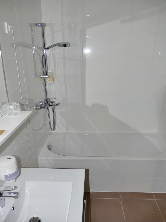 Hotel Lika Jug Brinje Buitenkant foto